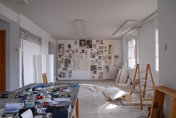 Atelierimpressionen aus Jens des Schweizer Kunstmalers Willi Müller